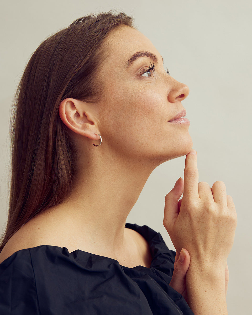 Saga Örhängen SMALL - Silverpläterade