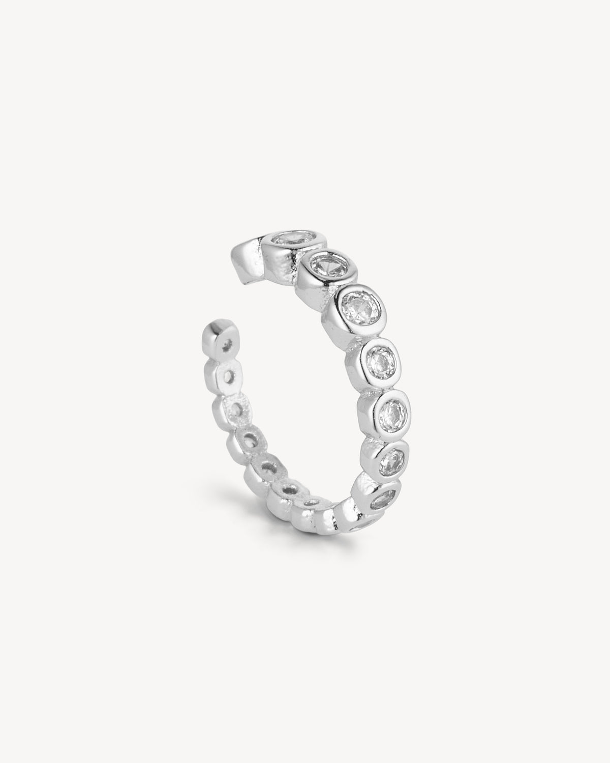 Lili Maria Earcuff