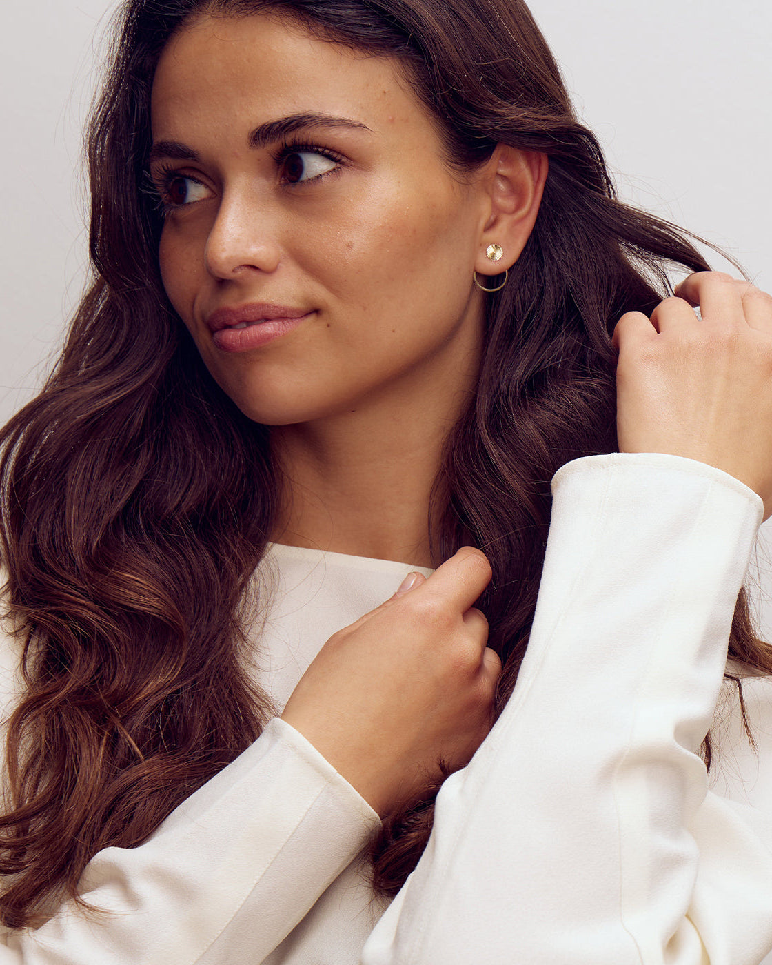 Cosmos Smykkesæt - Scarlett Halskæde / Scarlett Øreringe / Scarlett Ring - 18 karat forgyldt