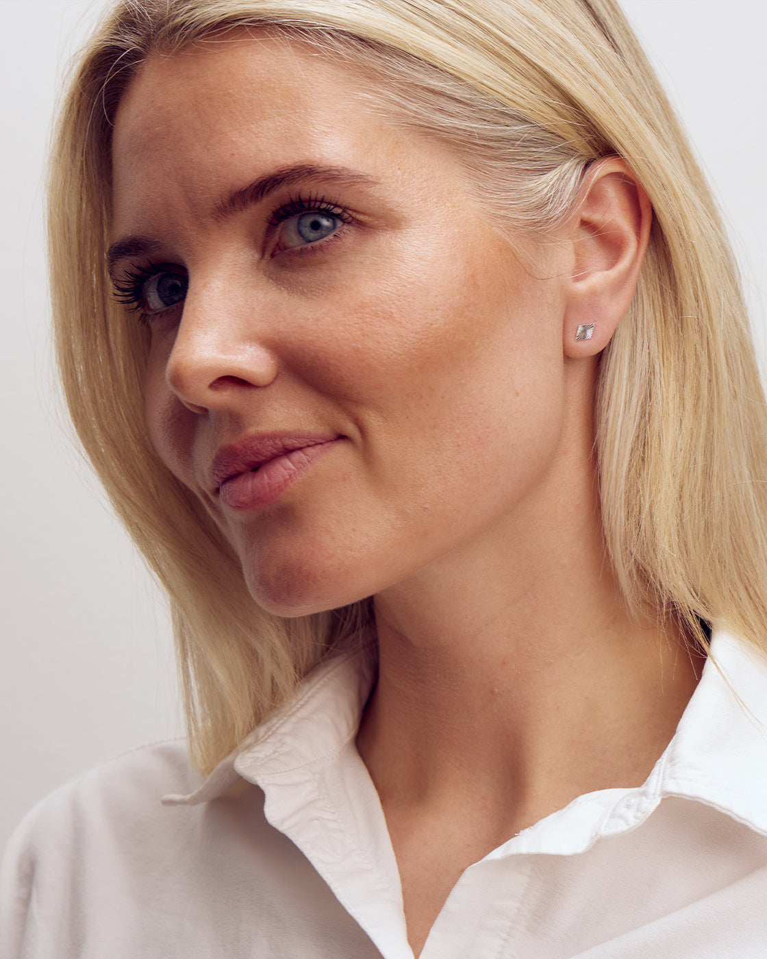 Scarlett Stud Earrings - 18 carat gold plated