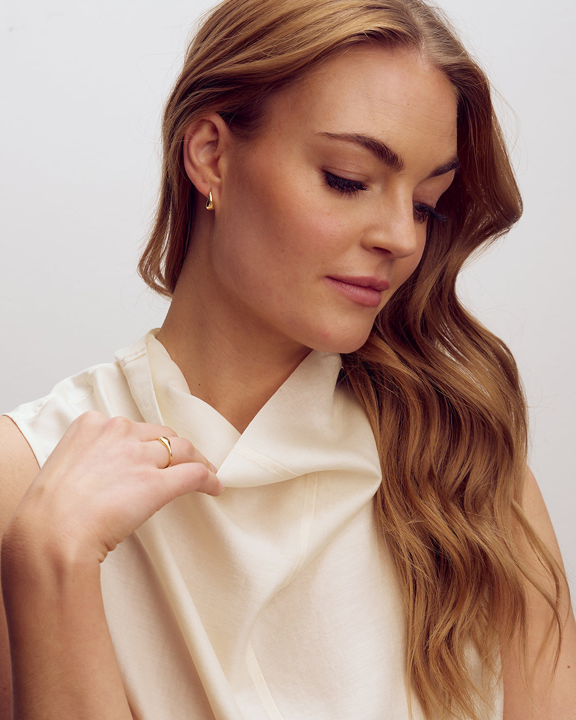 Vega Stud Earrings - 18 carat gold plated