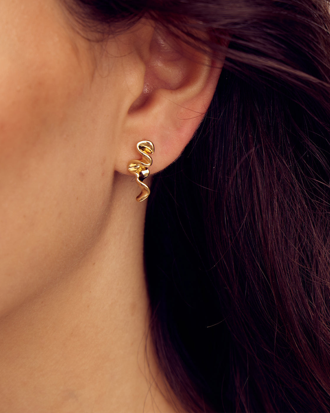 Vega Stud Earrings - 18 carat gold plated