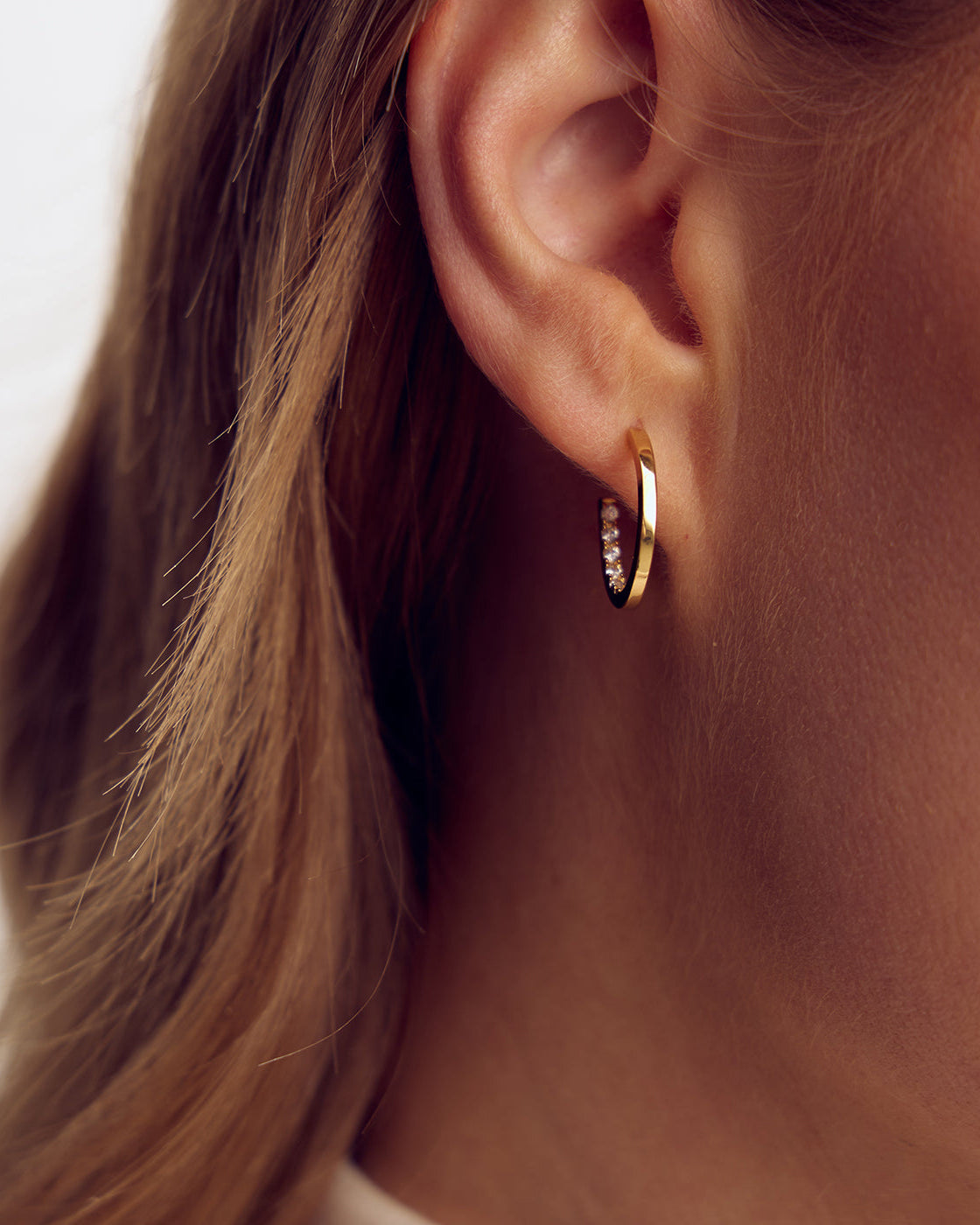 Mille Øreringe Lille - Zirkonia - Forgyldt