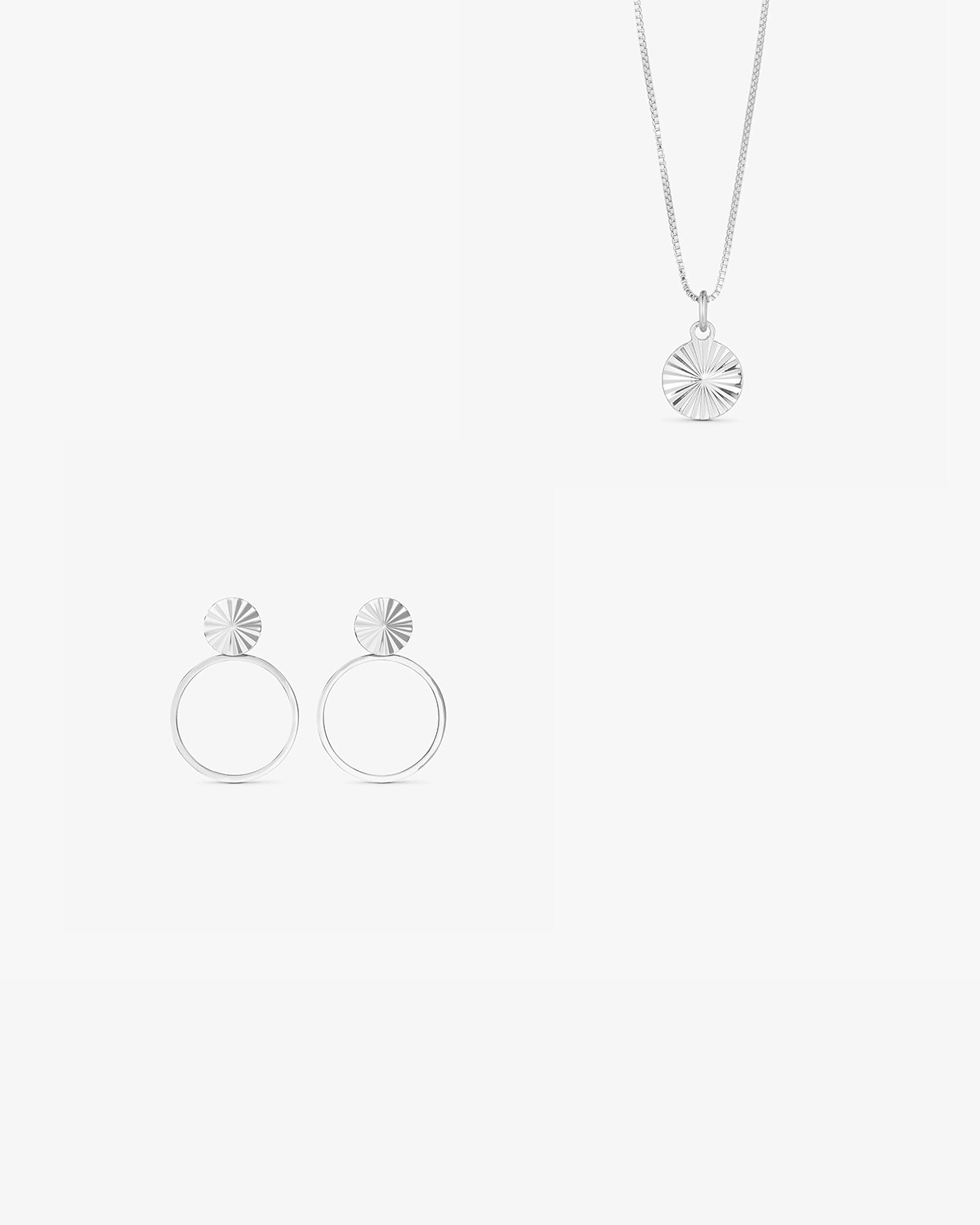 <tc>Jewelry set - Scarlett Necklace / Scarlett Earrings - Silver plated</tc>