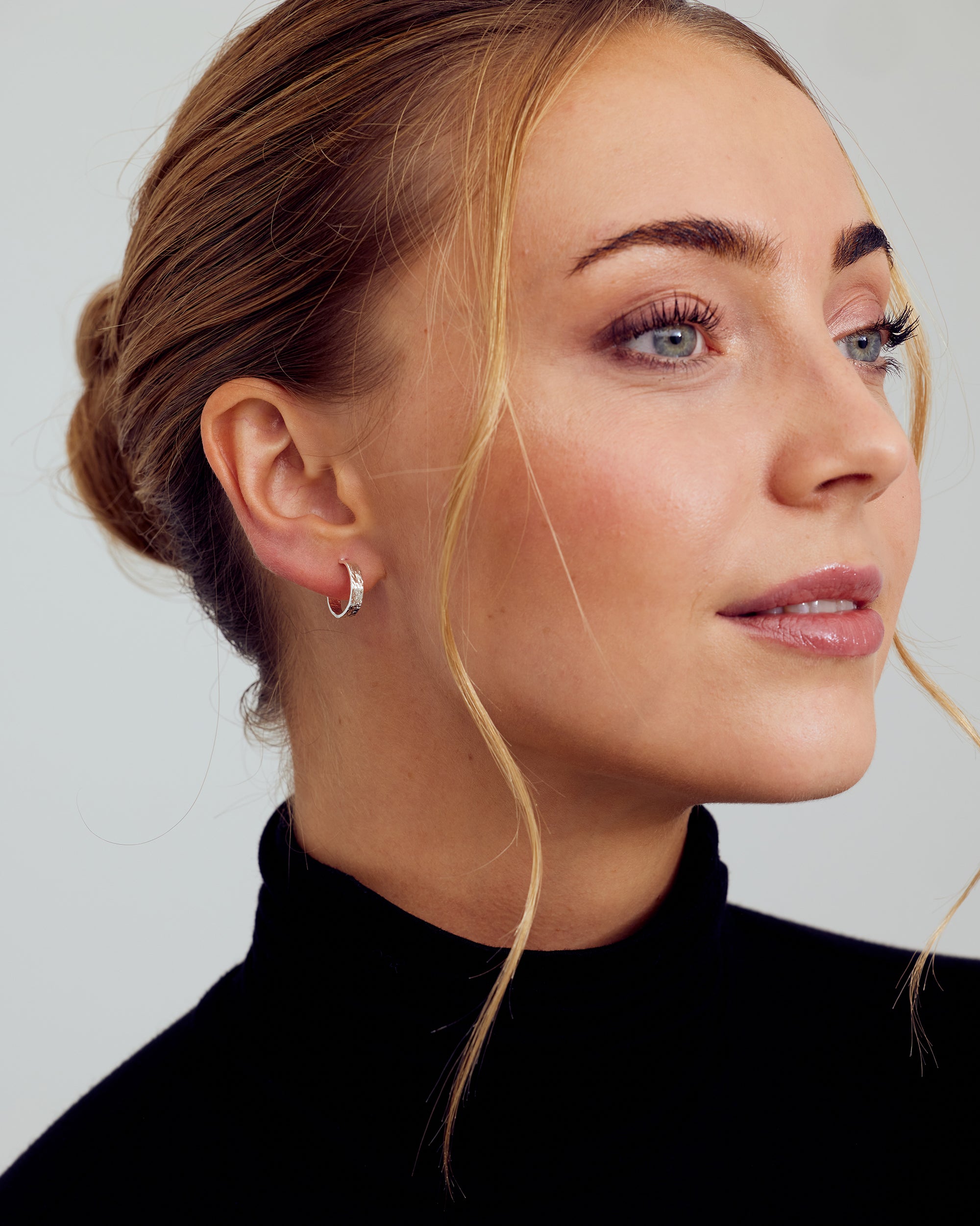 Dina Øreringe Lille Hoop - Sølvbelagt