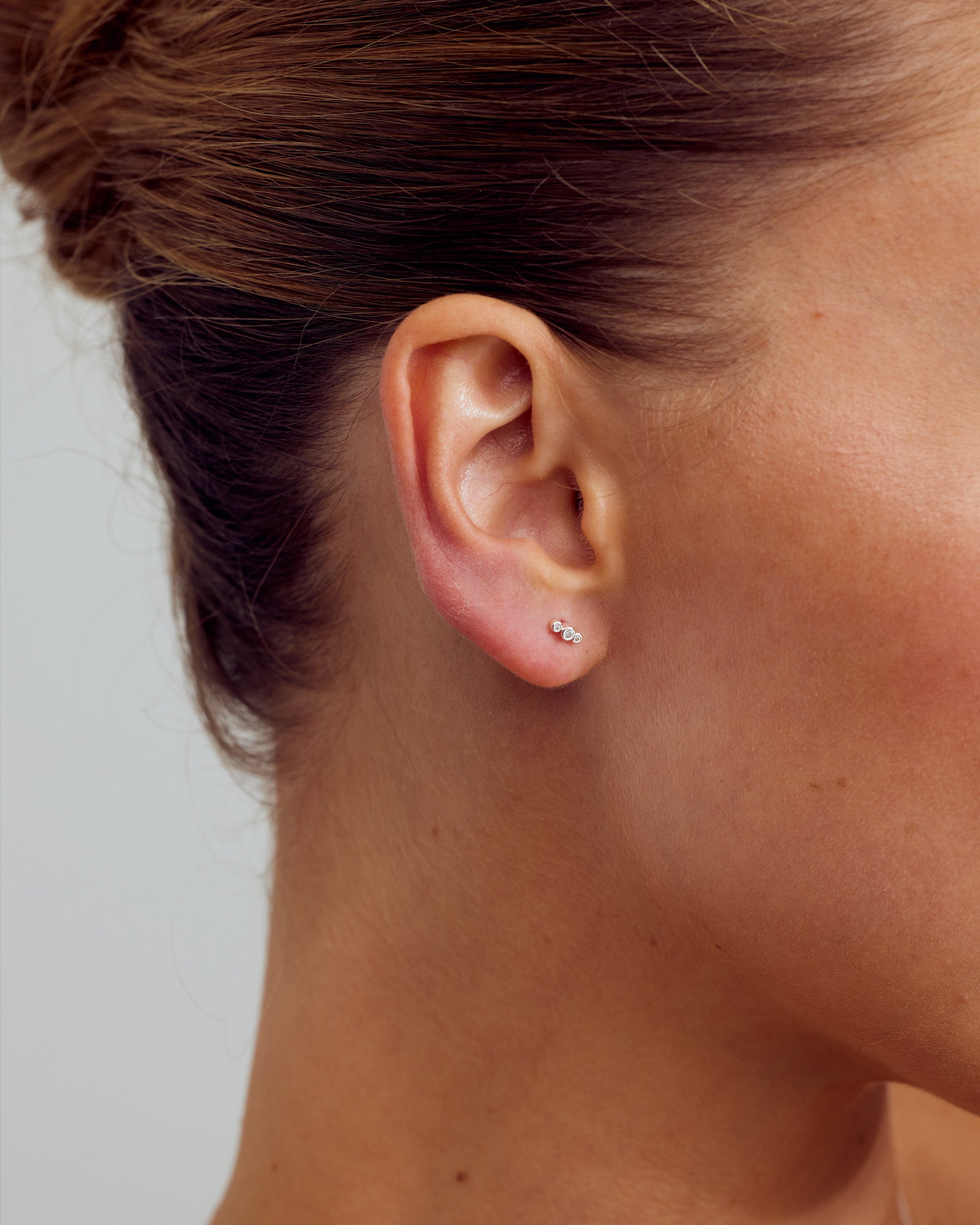 Elin Stud Earrings - Zirconia - 18 carat gold plated