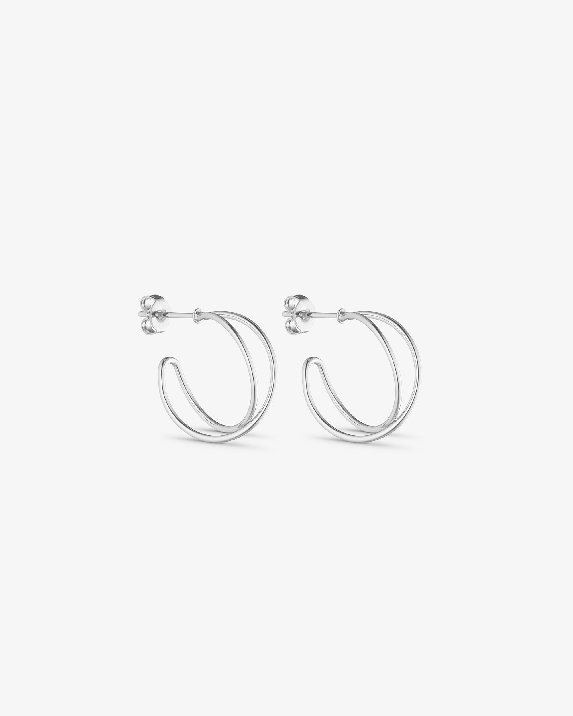 Mia Örhängen SMALL - Silverpläterade
