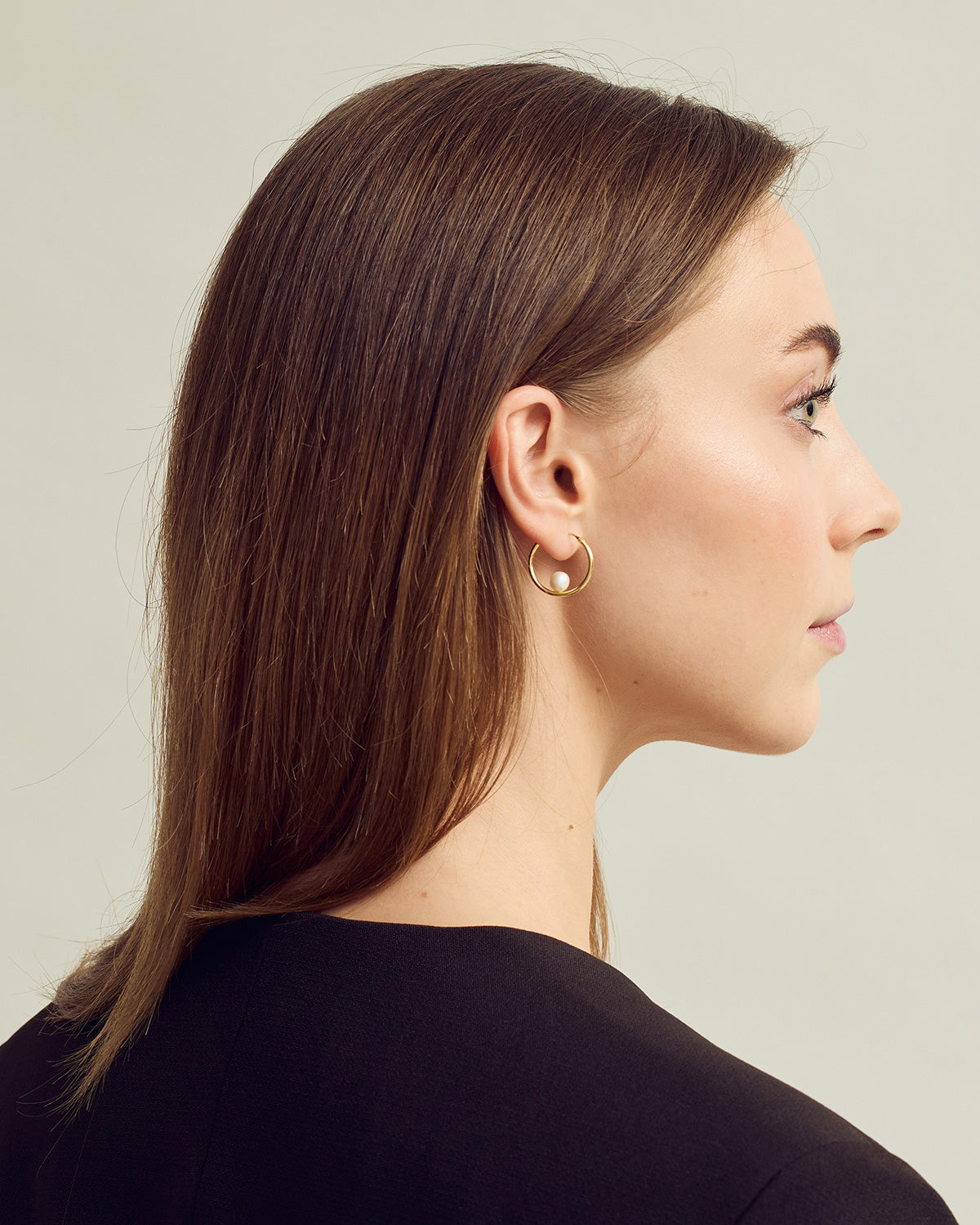 Vega Hoop Perle Øreringe - Forgyldt