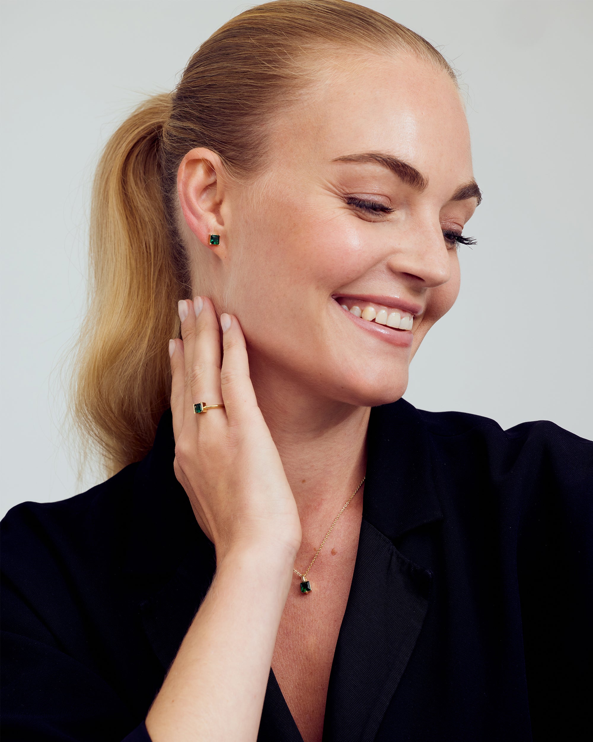 Agnes Halsband - Zirconia - 18 karat guldpläterad