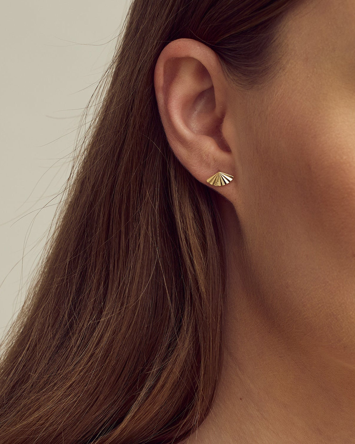 Luna Stud Earrings - 18 carat gold plated