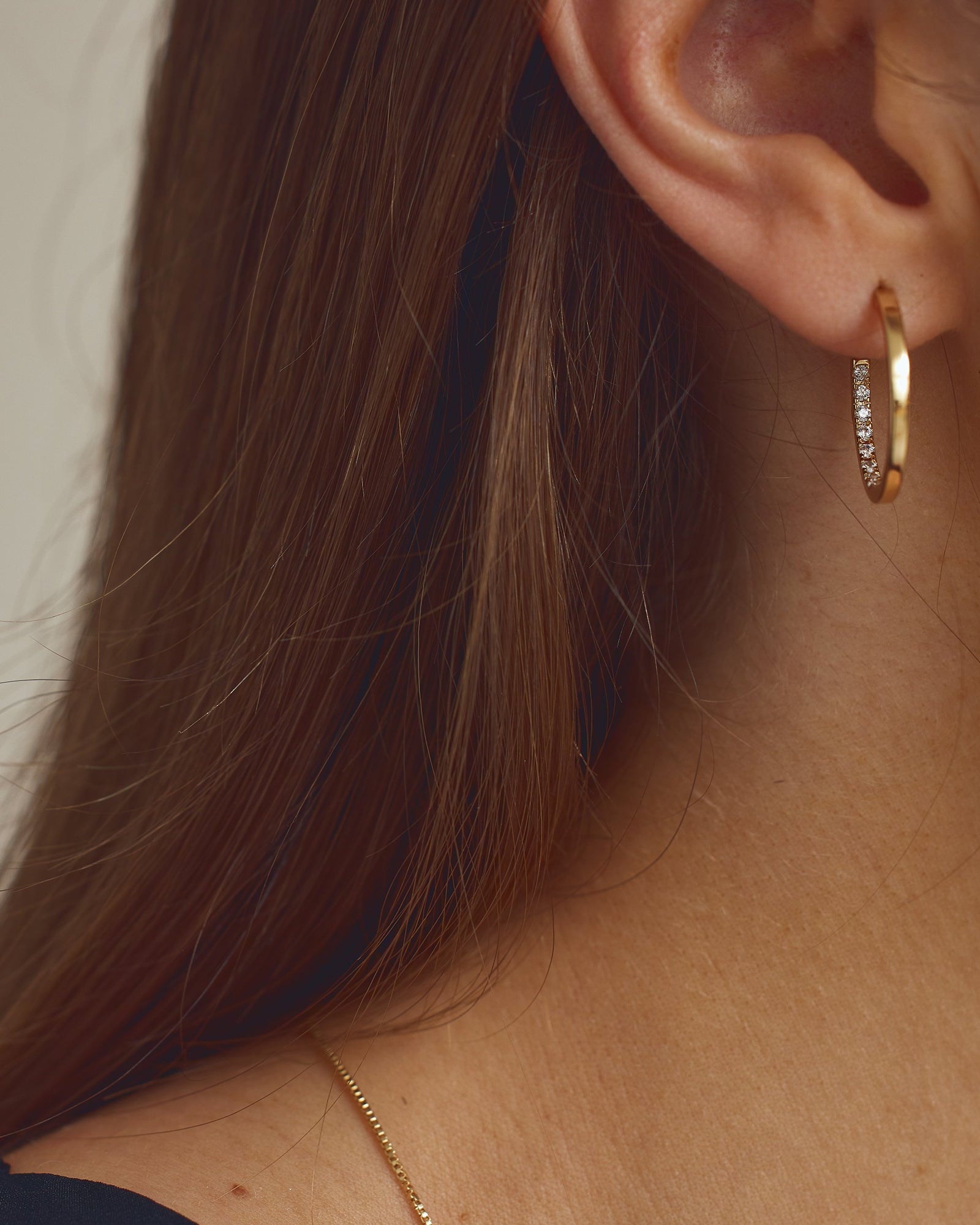 <tc>Jewelry set - Agnes Necklace / Rose Earrings / Elin Ring - 18 carat gold plated</tc>