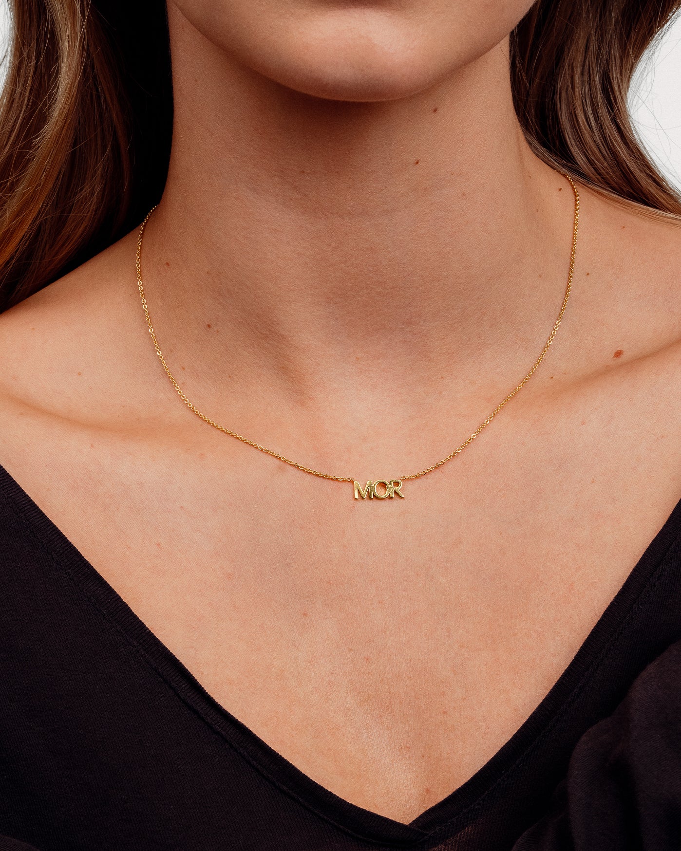 MOR Skrift Halskæde - 18 karat forgyldt