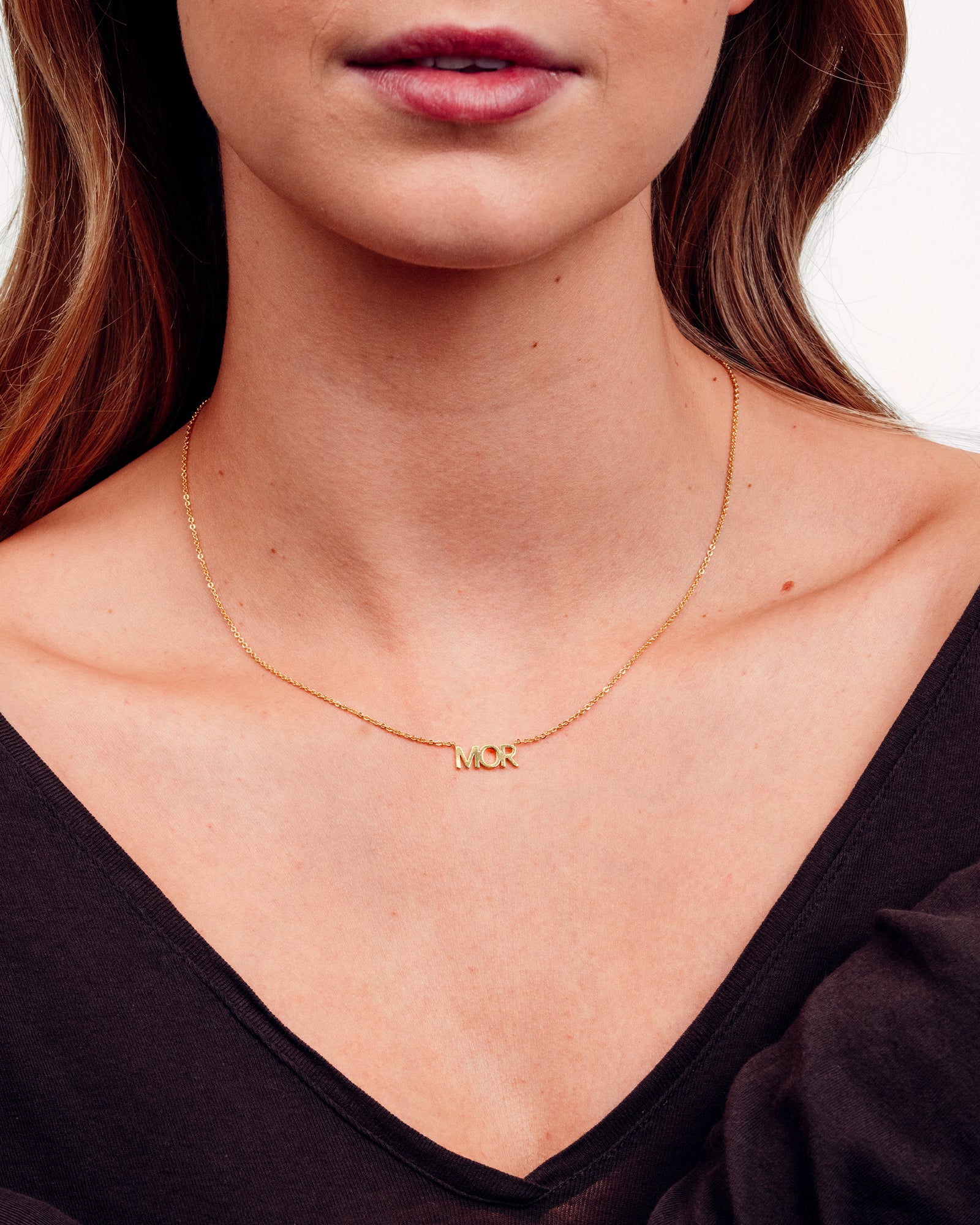 MOR Skrift Halskæde - 18 karat forgyldt