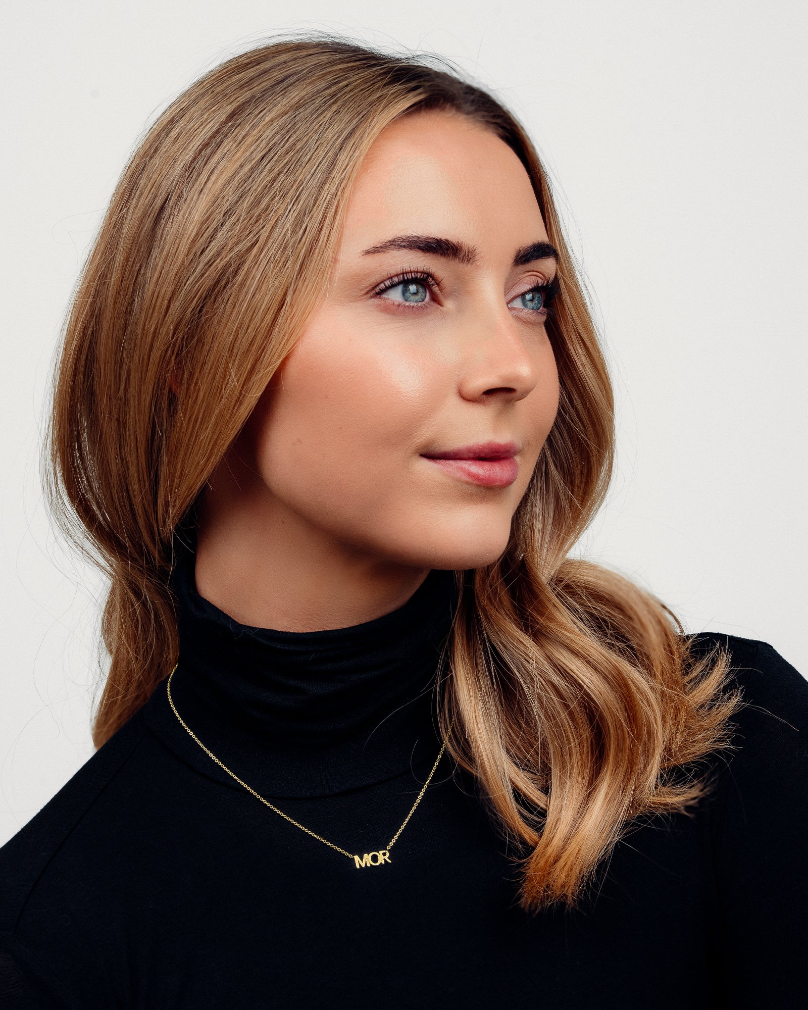 MOR Skrift Halskæde - 18 karat forgyldt