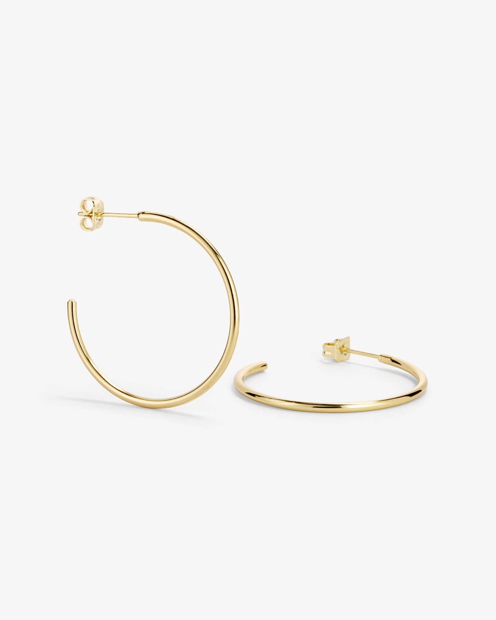 Saga Øreringe Stor Hoop - Forgyldt