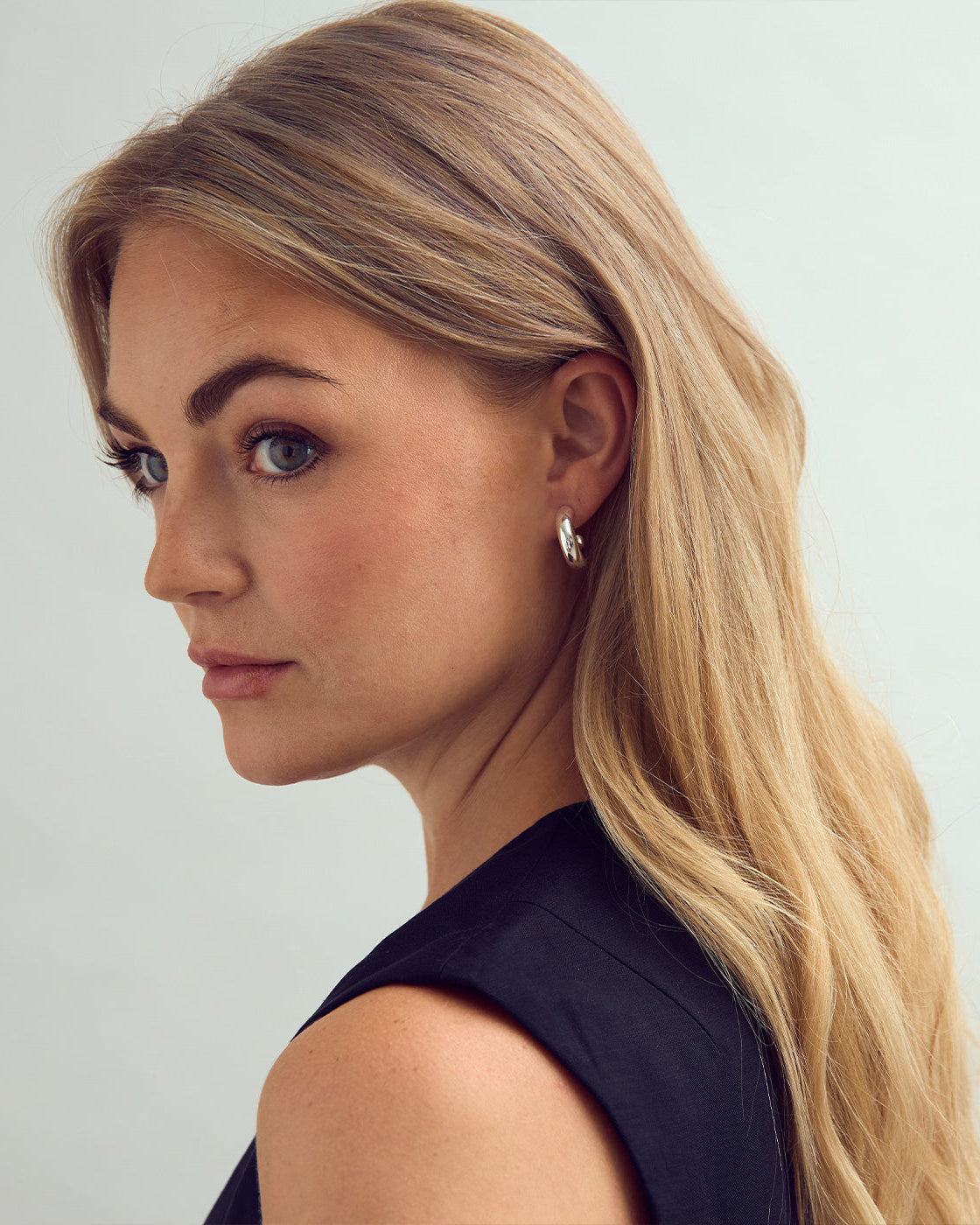 Vega Stud Earrings - 18 carat gold plated