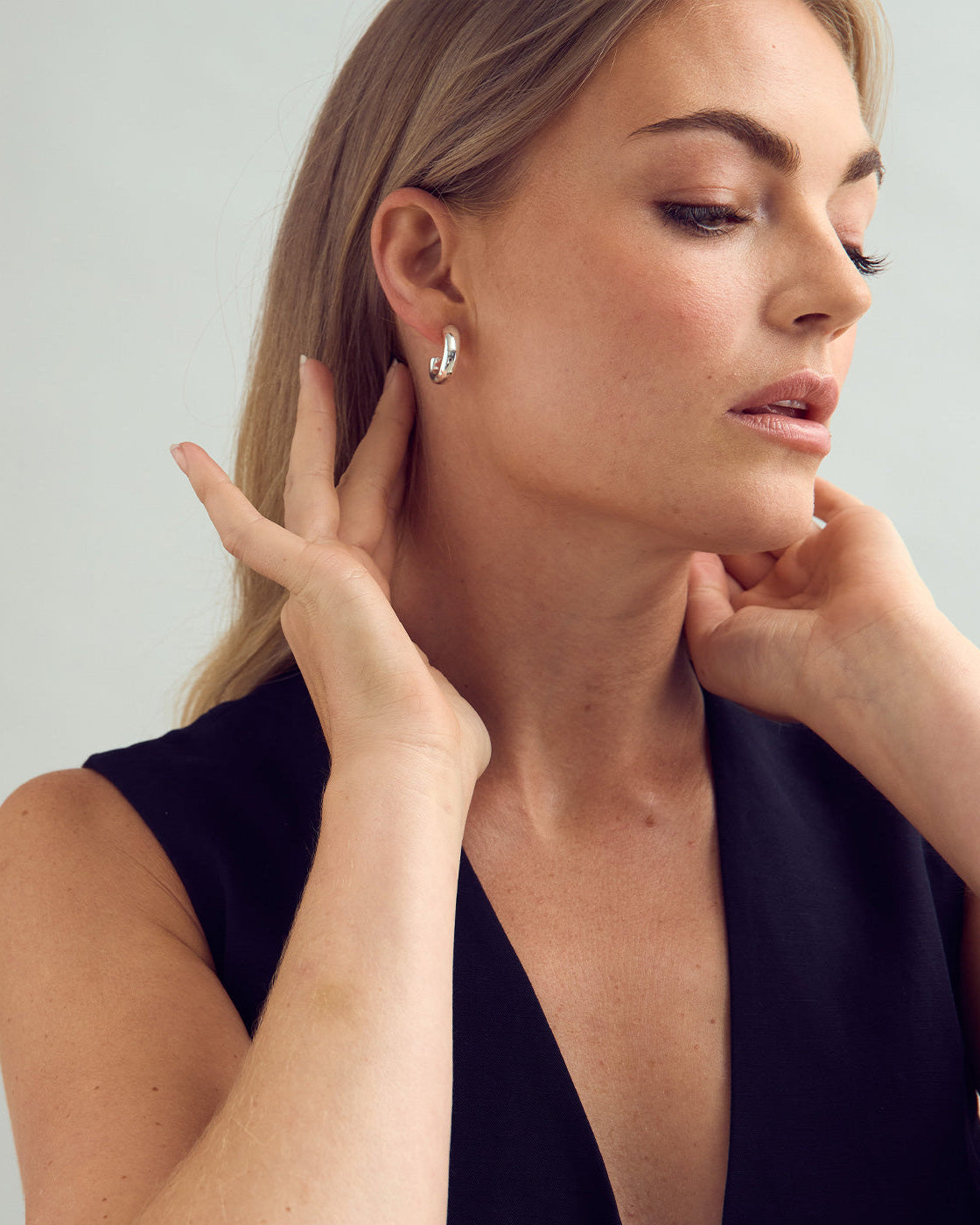 Vega Stud Earrings - 18 carat gold plated