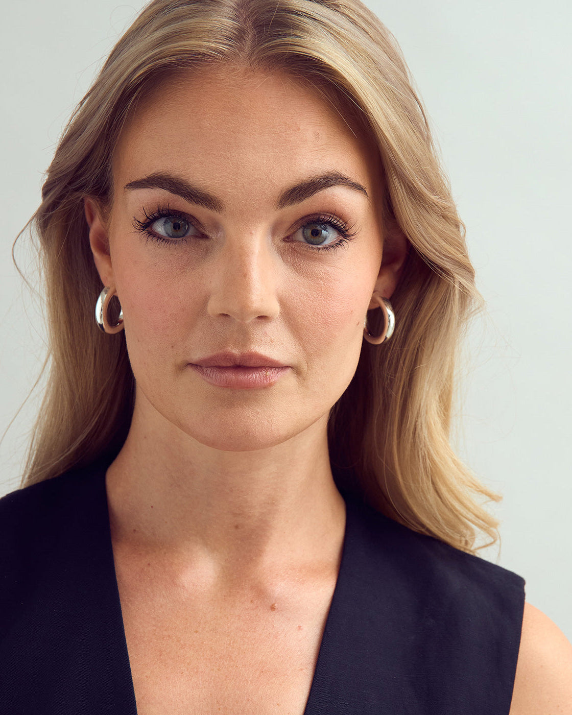 Vega Studs - 18 karats guldpläterade