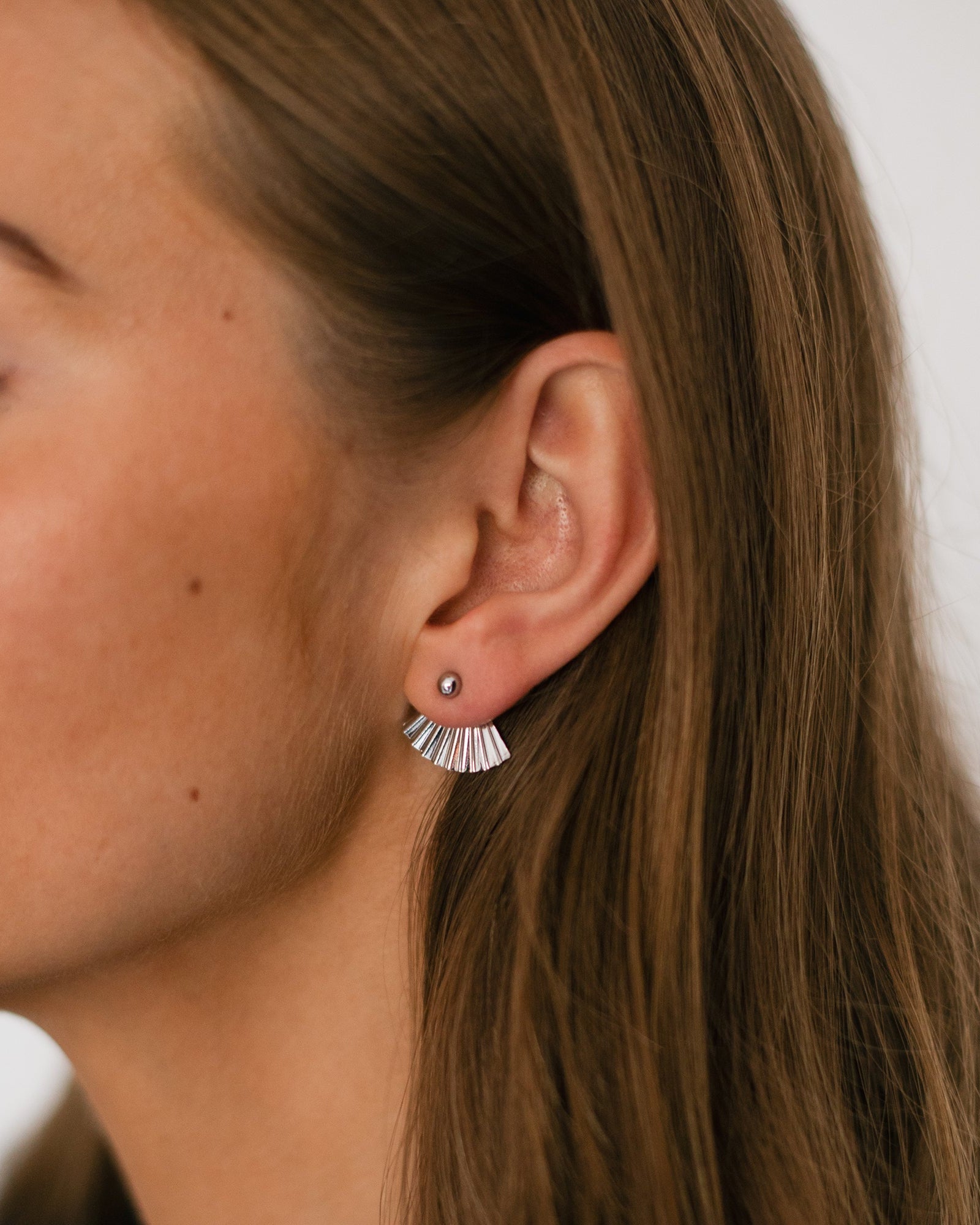 Luna Örhängen - Silverpläterade