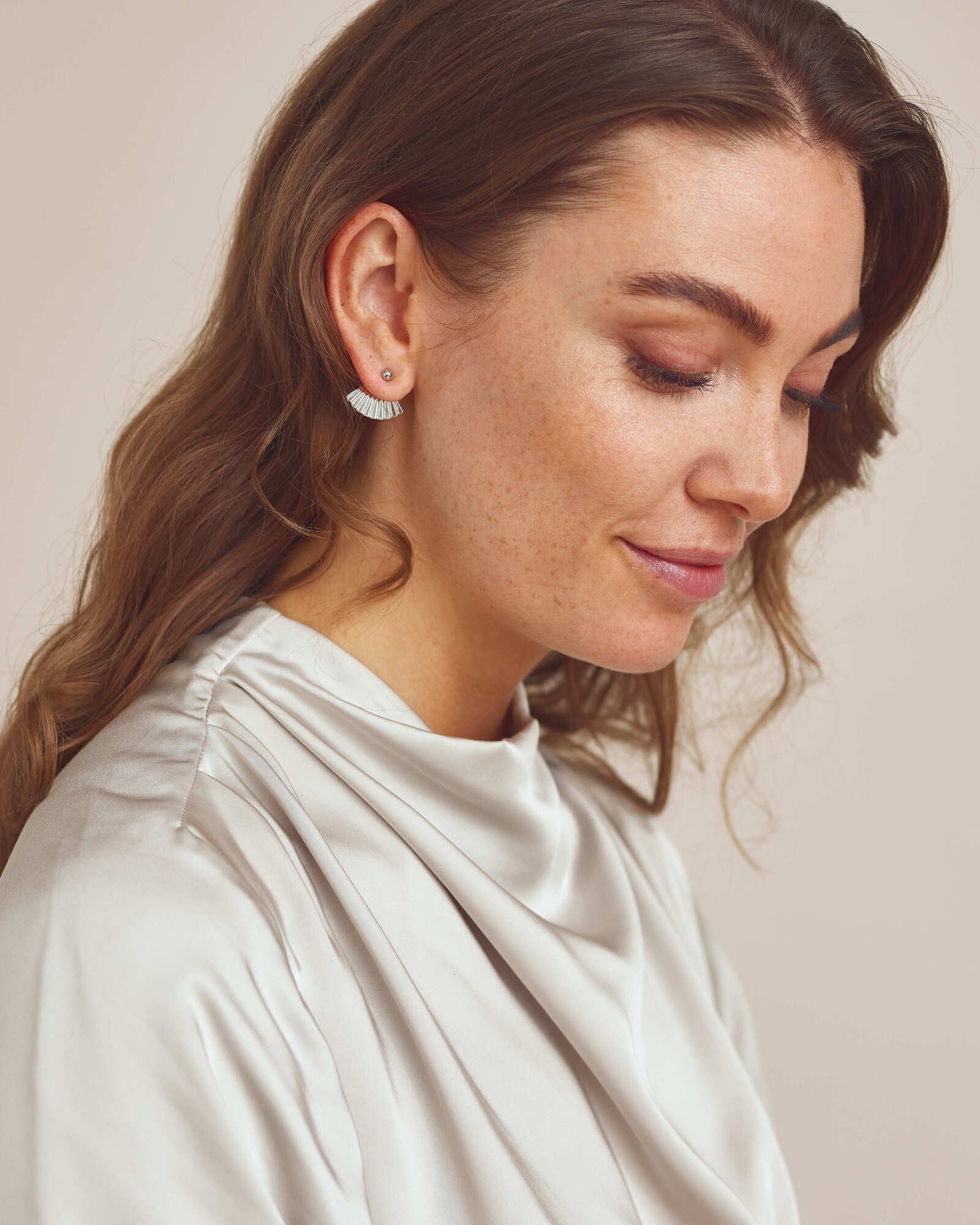 Luna Örhängen - Silverpläterade