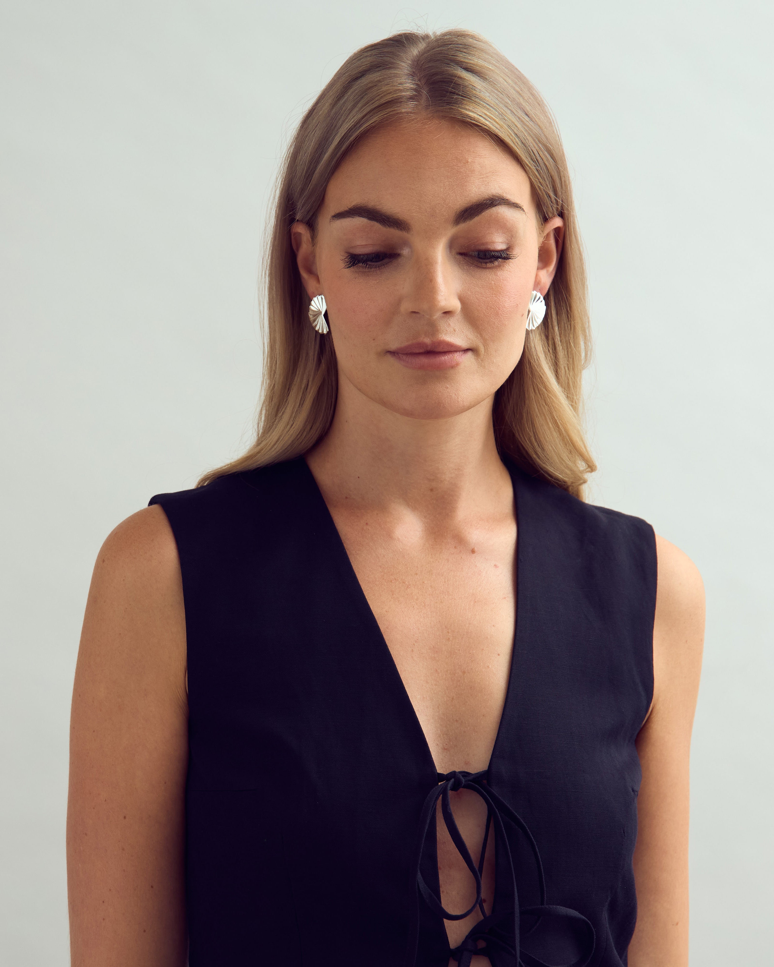 Vega Stud Earrings - 18 carat gold plated