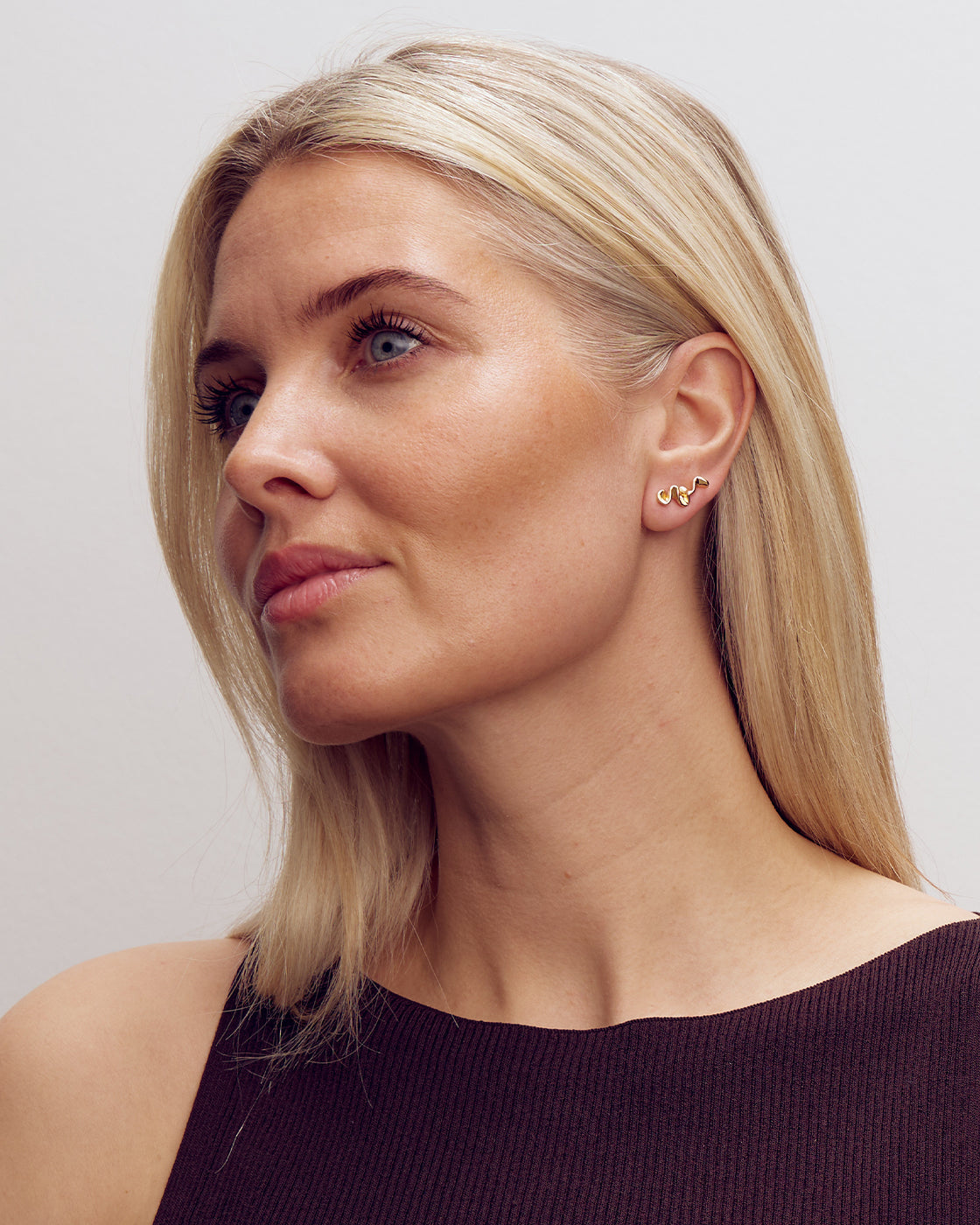 Vega Stud Earrings - 18 carat gold plated