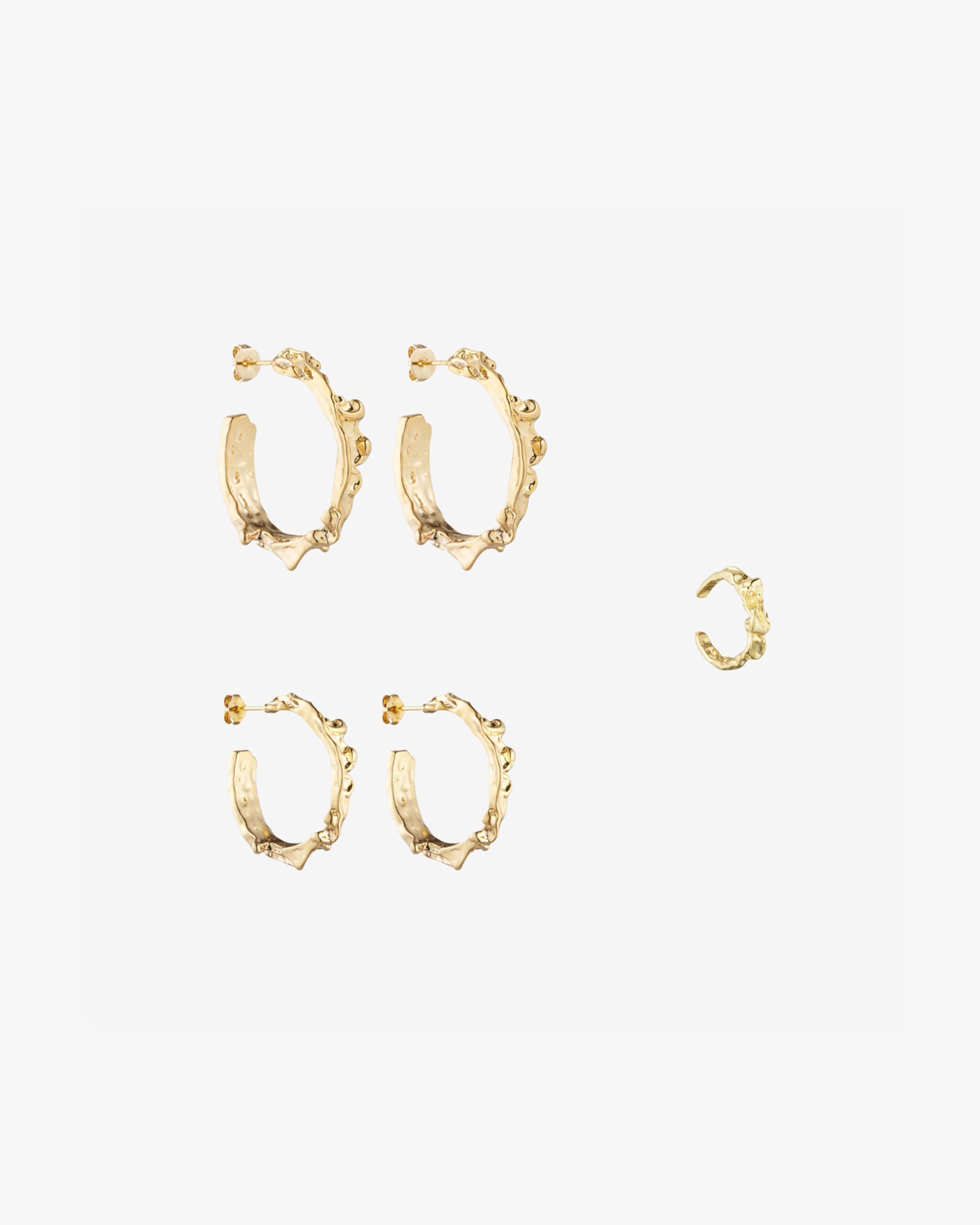 <tc>Smyckesset - Scarlett Halsband / Scarlett <!-- x-tinymce/html -->Örhängen / Scarlett Ring - 18 karat guldpläterad</tc>