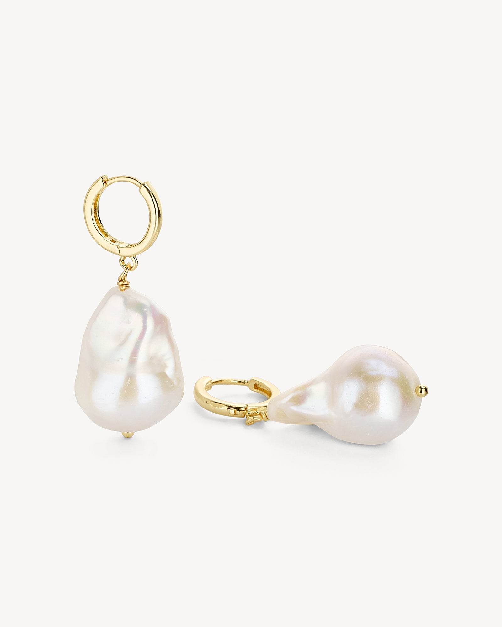 Norma Øreringe med barok perler - Forgyldt