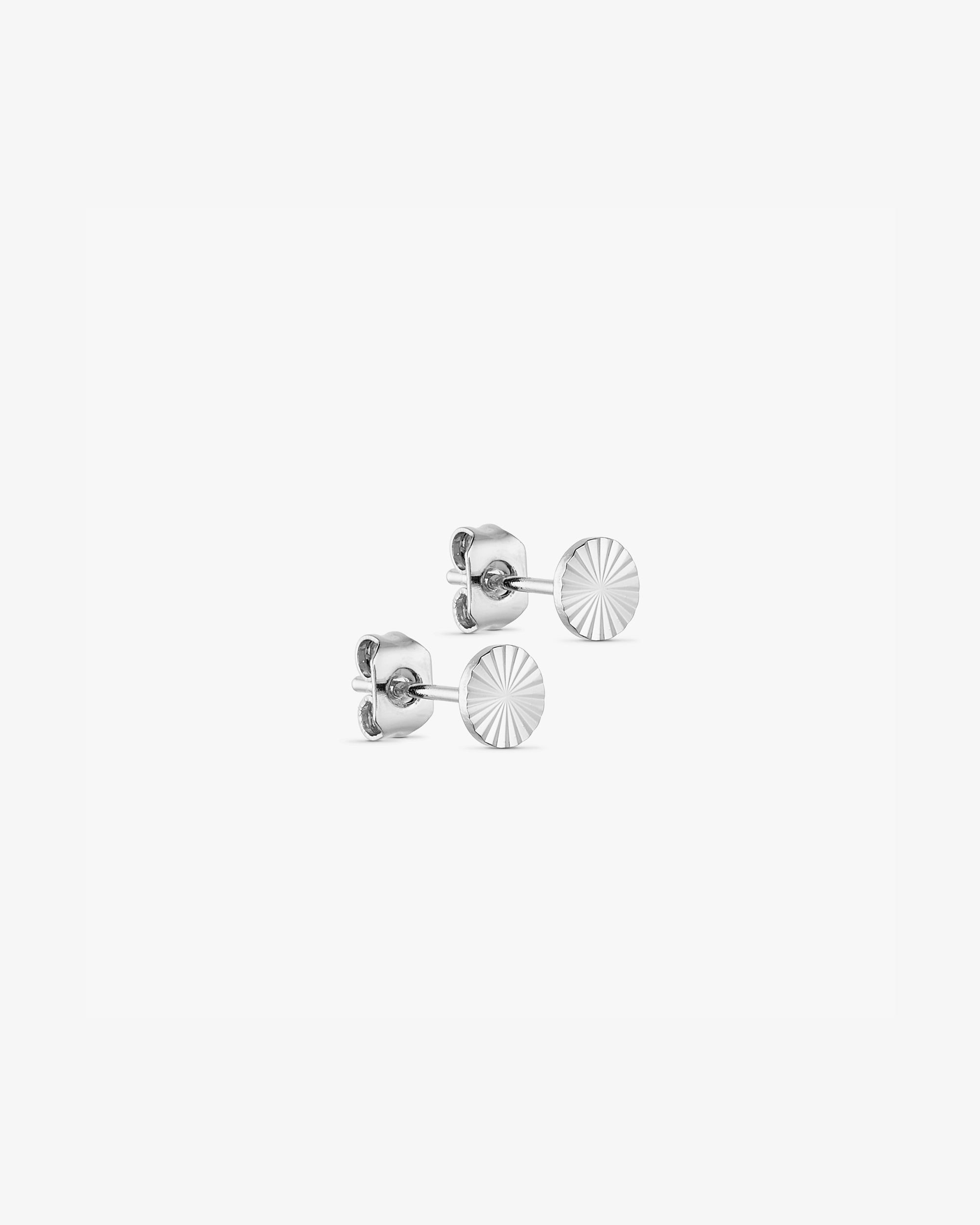 <tc>Scarlett Mini Studs - Försilvrade</tc>