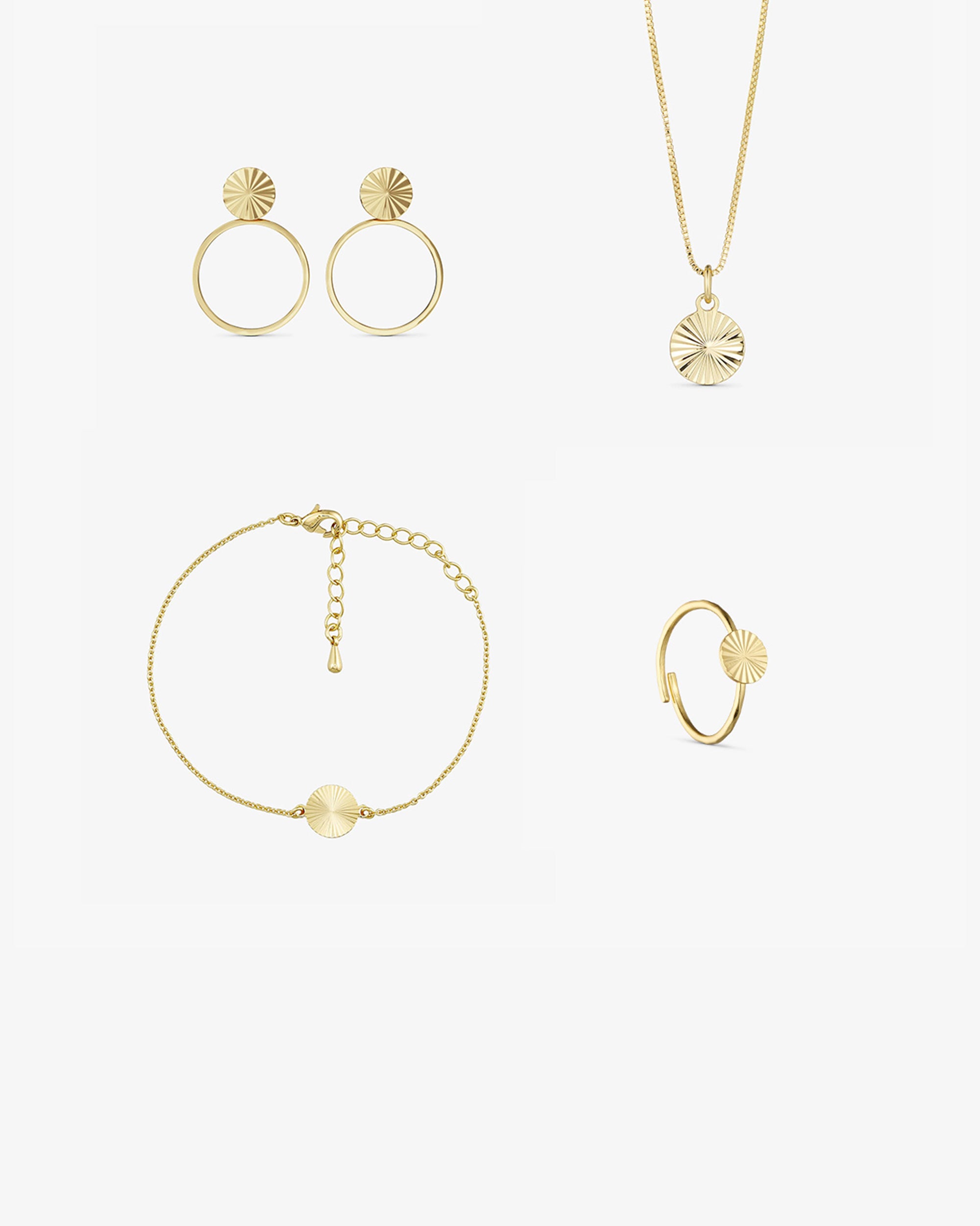 <tc>Smyckesset - Scarlett Halsband / Scarlett <!-- x-tinymce/html -->Örhängen / Scarlett Ring / Scarlett Armband - 18 karat guldpläterad</tc>