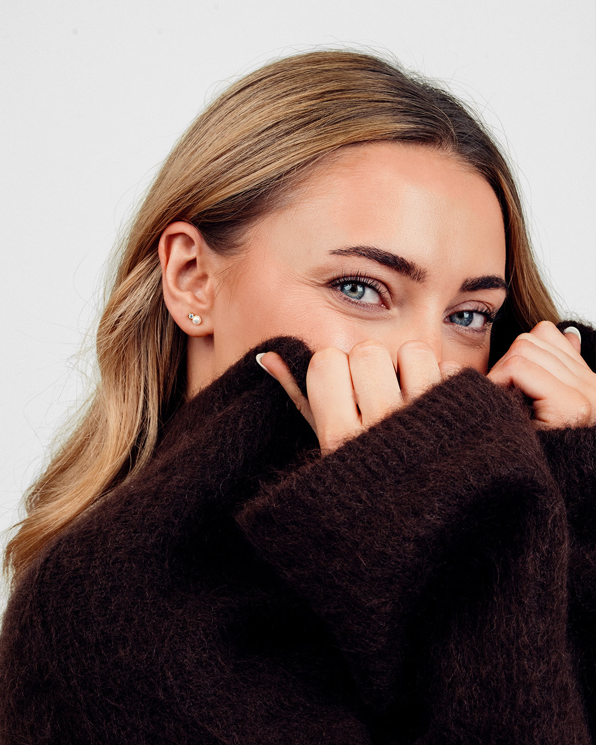 Isola Perle Ørestikkere - Zirkonia - 18 karat forgyldt