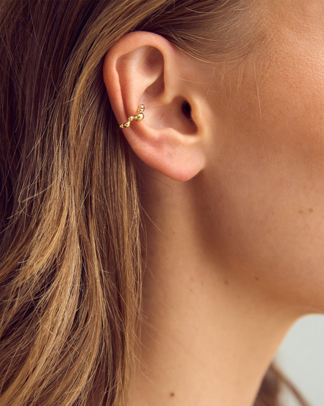 London Earcuff - 18 karats guldpläterad