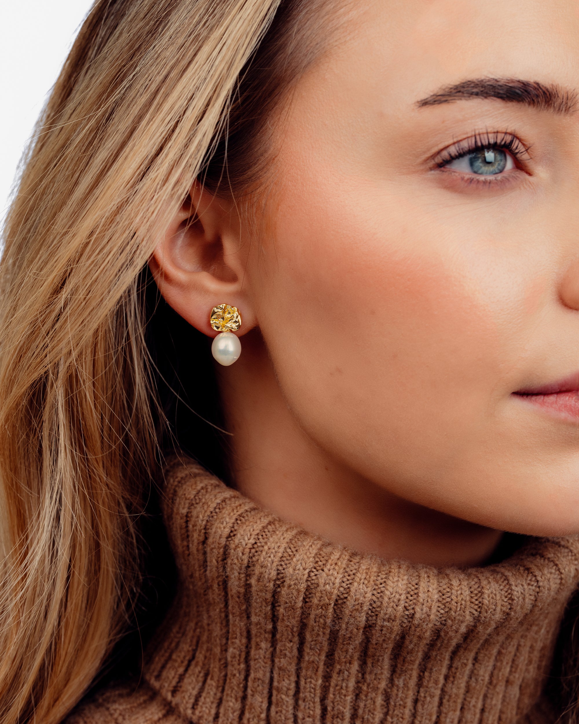 Rie Perle Øreringe - 18 karat forgyldt