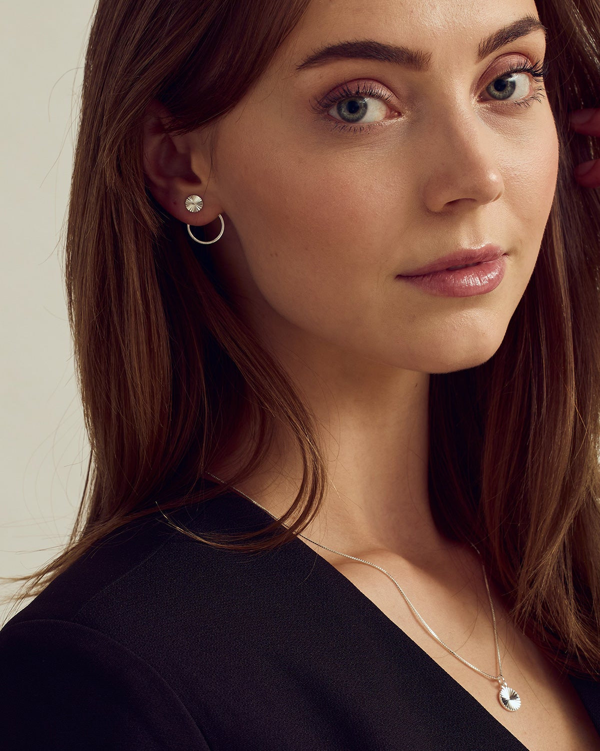 <tc>Smyckesset - Scarlett Halsband / Scarlett <!-- x-tinymce/html -->Örhängen  / Scarlett Ring - Silverpläterad</tc>