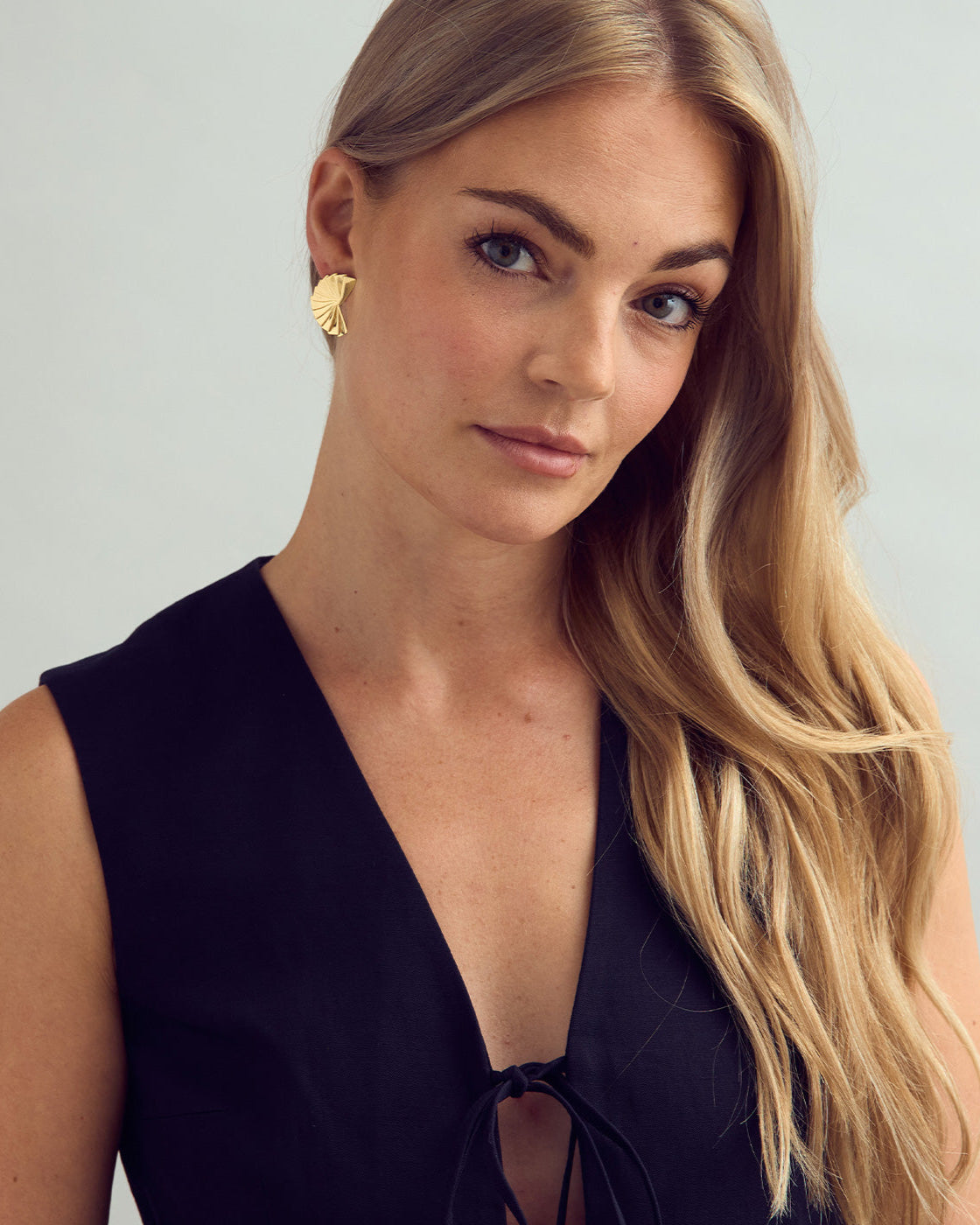 Vega Stud Earrings - 18 carat gold plated