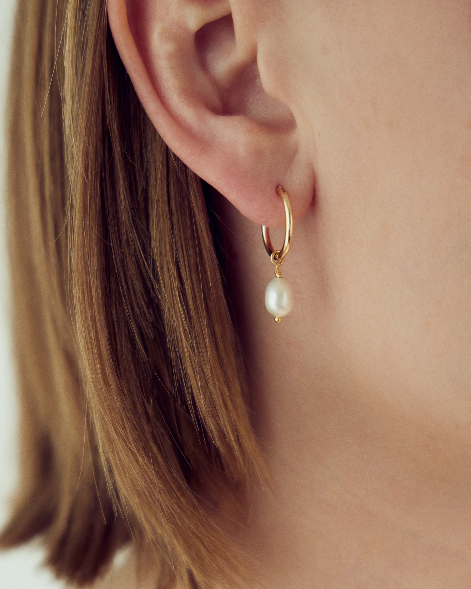 Smyckesset - Lea Halsband / Lea Örhängen SMALL - 18 karat guldpläterad