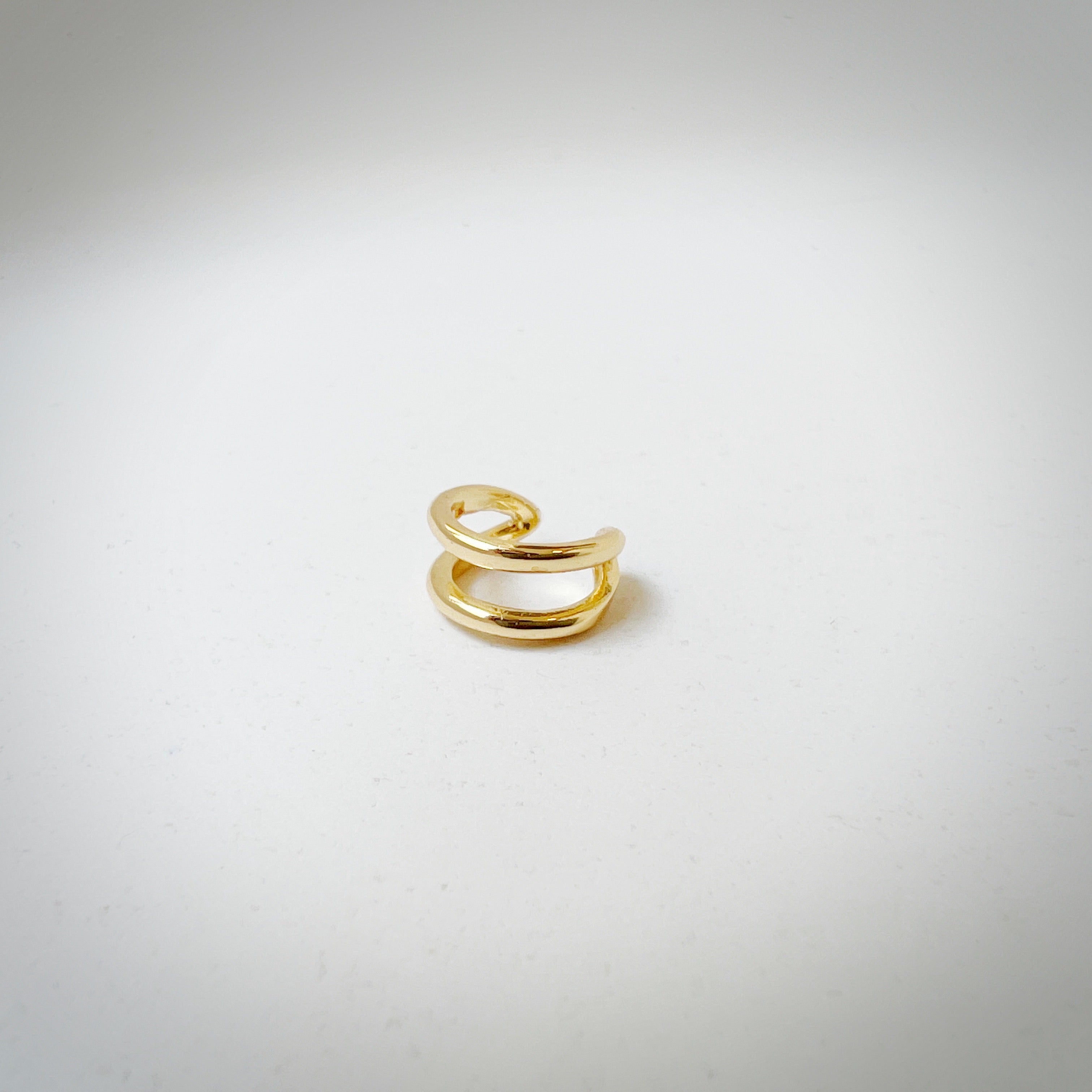 Asta Earcuff - 18 carat gold plated